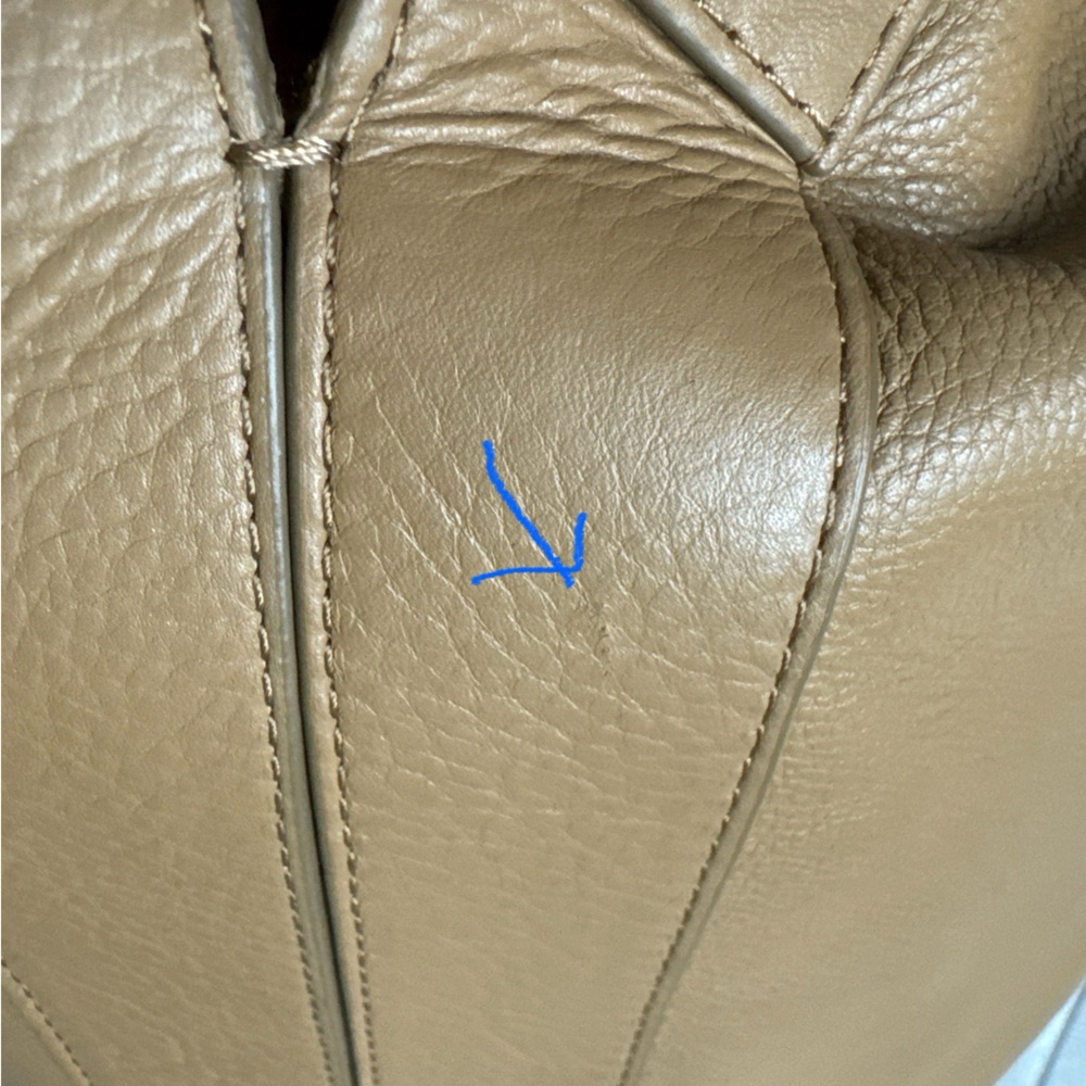 NWOT Vince Camuto Afina Leather‎ Tote Tan With Bag Charm Double Handle Large - Picture 16 of 16